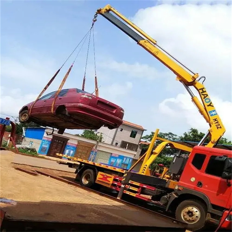 浩口原种场吊车救援小汽车怎么吊